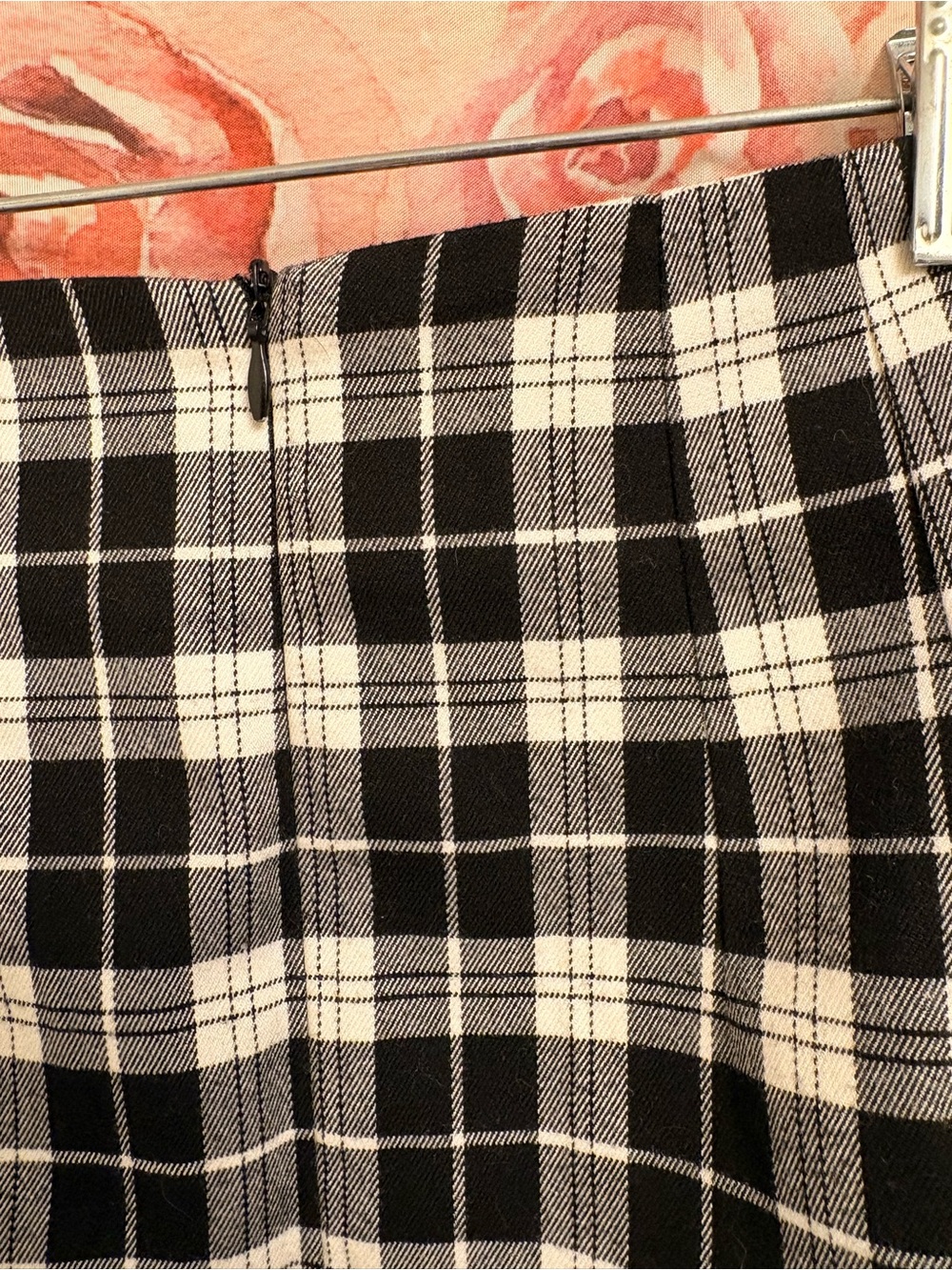 XS/S Black and White Plaid A-Line Skirt - Picture 4 of 9